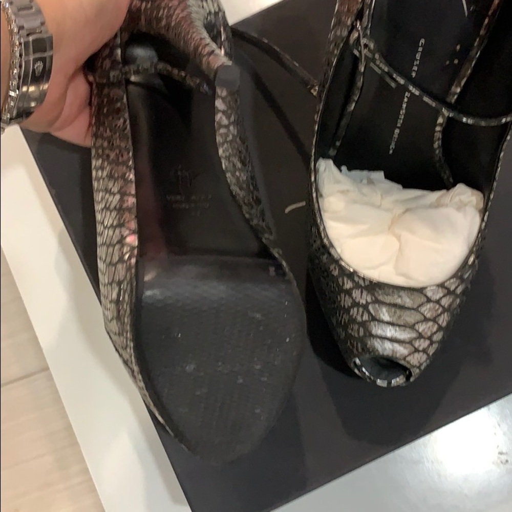 Giuseppe Zanotti pump - Picture 4 of 4